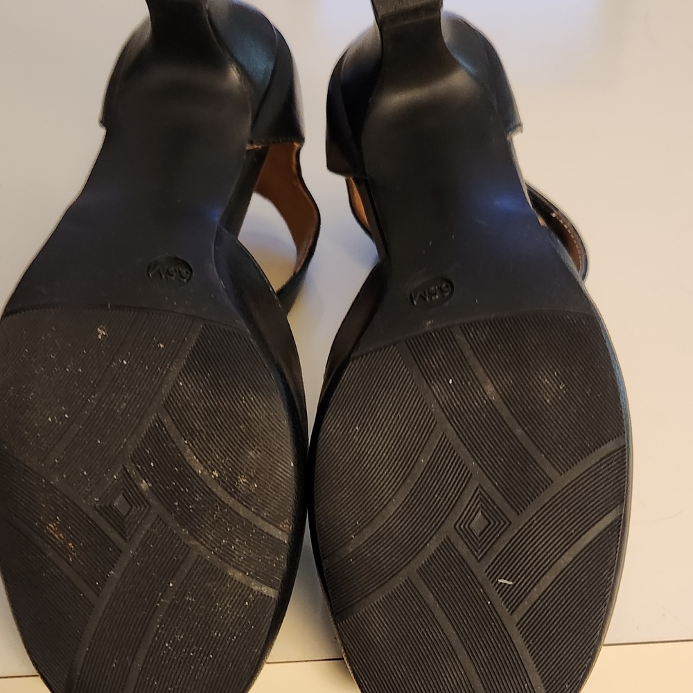 Array Black Ankle Strap Heels - image 3